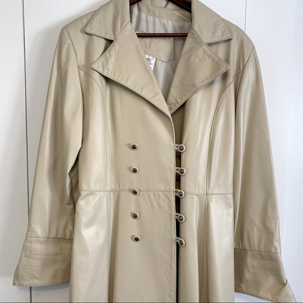🇨🇦 Long Leather Coat